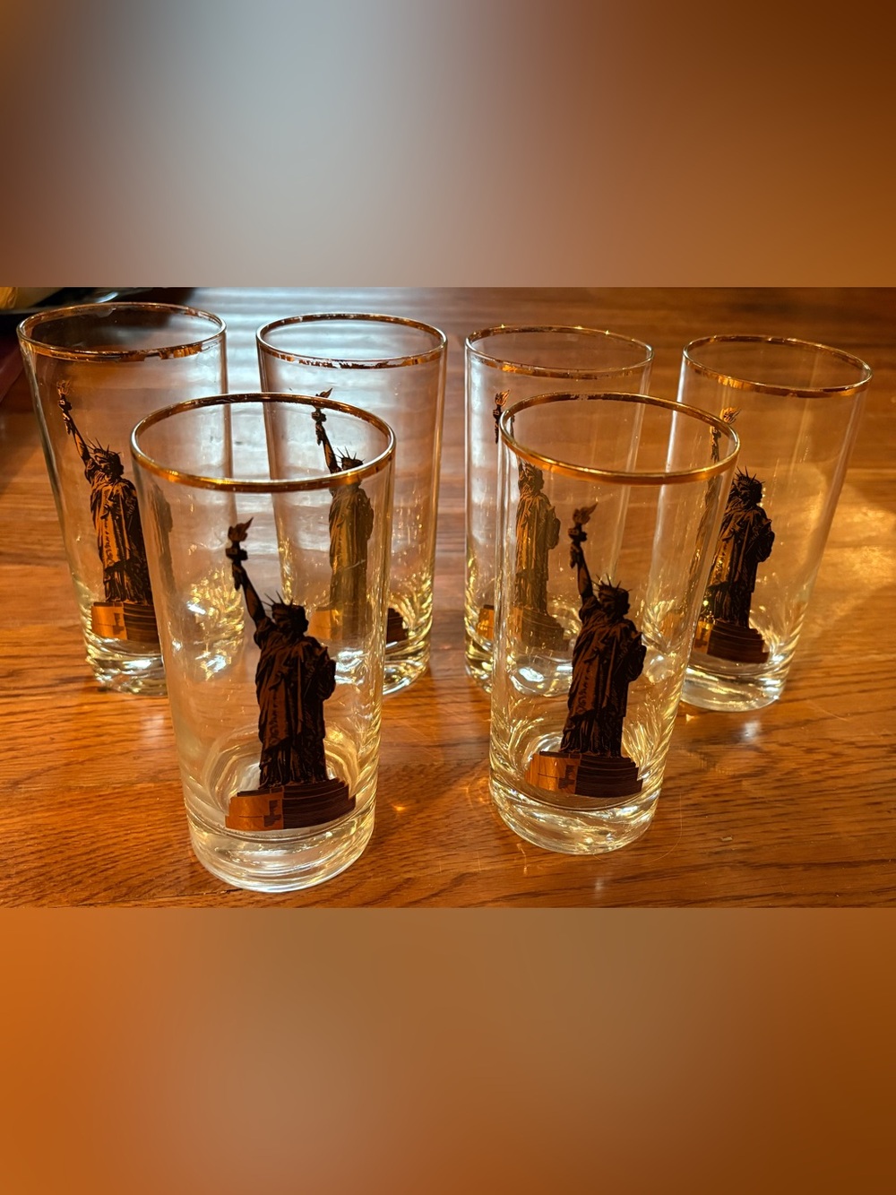 Mid-Century Modern Statue of Liberty tumbler featuring gold trim, Set of 6
